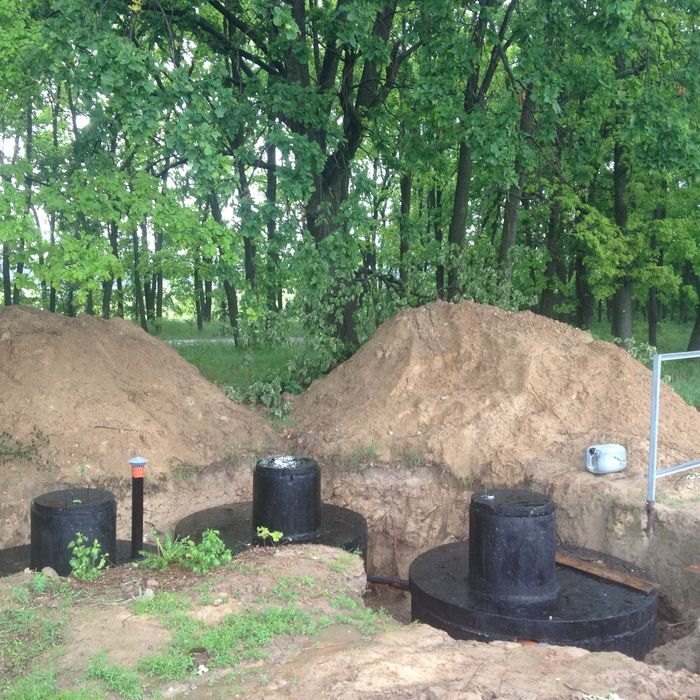 Септик, каналізація для будинку Українка