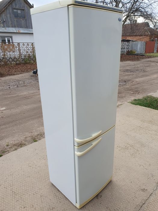 Холодильник Атлант 2-х компрессорный