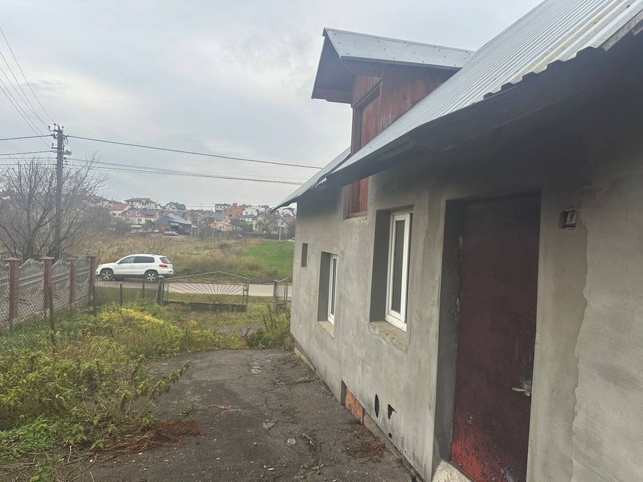 Продаж 2-кім. будинку 80 м.кв. Зубра