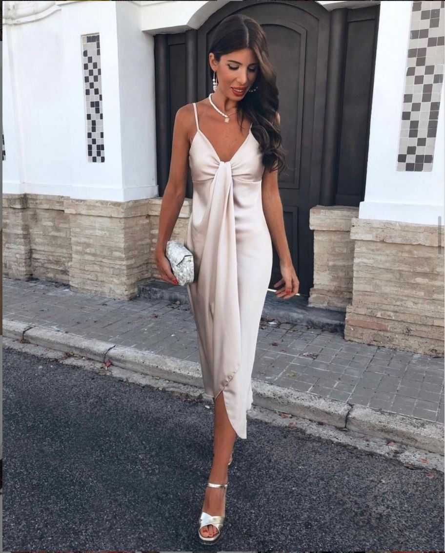 Vestido na cheap cor champanhe