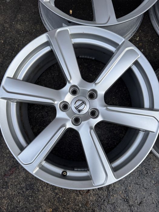 Диски R19 19 5 108 Volvo Вольво XC90 XC60 S60 V60 Jaguar XE XF  Zeekr