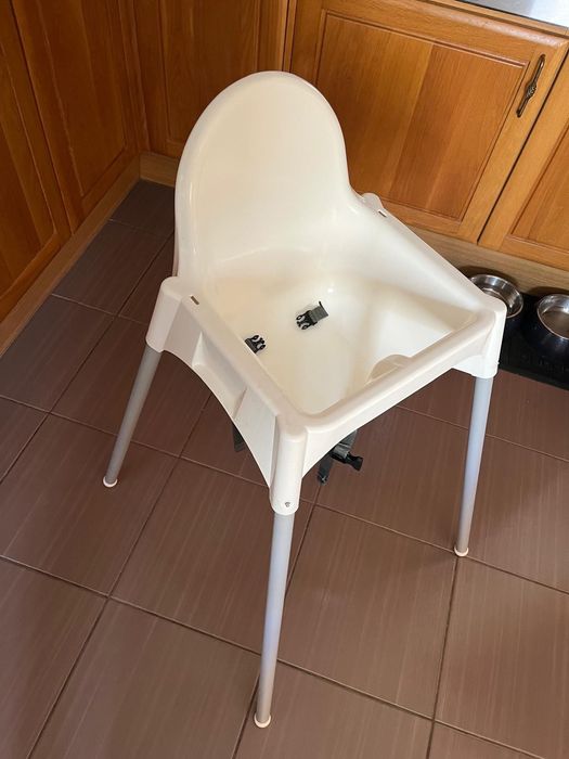 Cadeira bebé alta c/ tabuleiro IKEA
