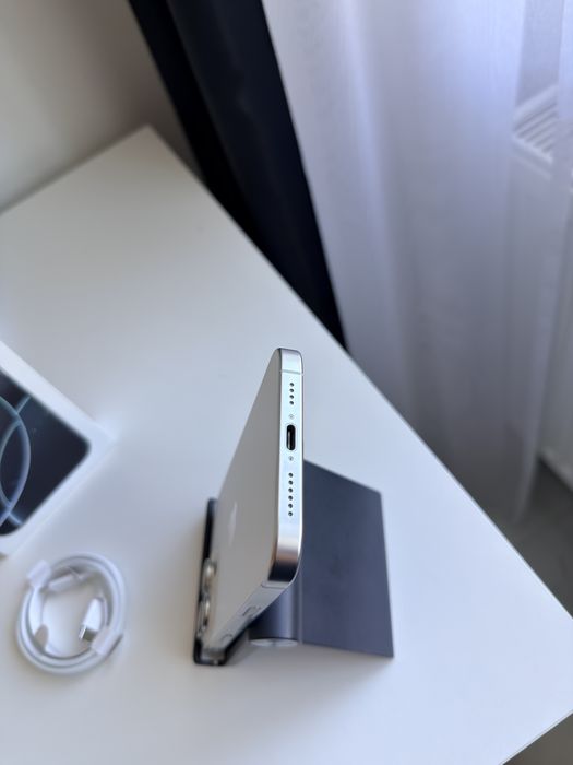 Apple iPhone 16 Pro Max 256GB White Titanium!! Esim!! 820$