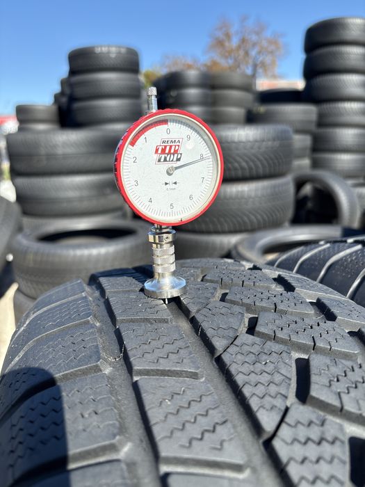 Opony zimowe 235/60R18 Continental 4x4 Winter Contact