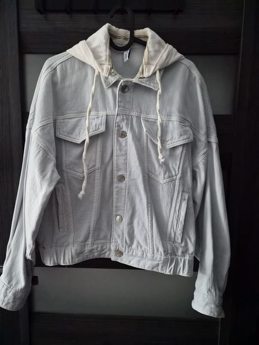 Jeansowa kurtka,Zara rozm. S-M