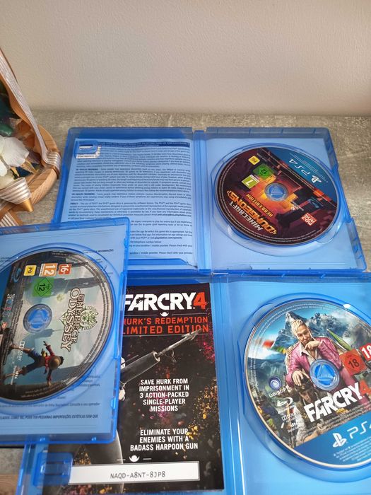 PS4 Padrão, Comando(Stickdrift), 3 jogos , cabo Pronto a JOGAR