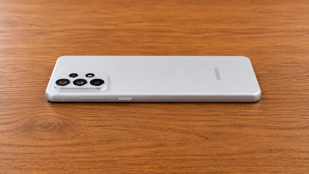 SAMSUNG A33 5G BRANCO com bateria gasta.