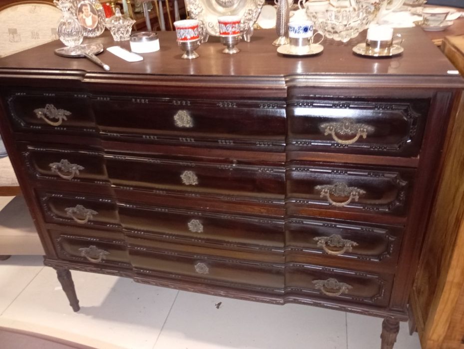 Cómoda Luís XV 4 gavetoes