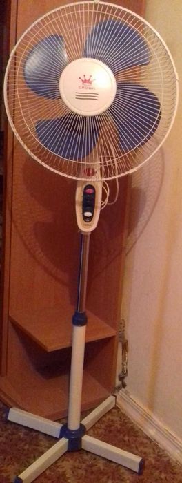 Вентилятор CROWN.