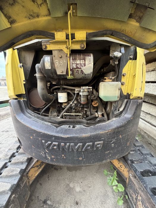 Minikoparka Yanmar 35-3