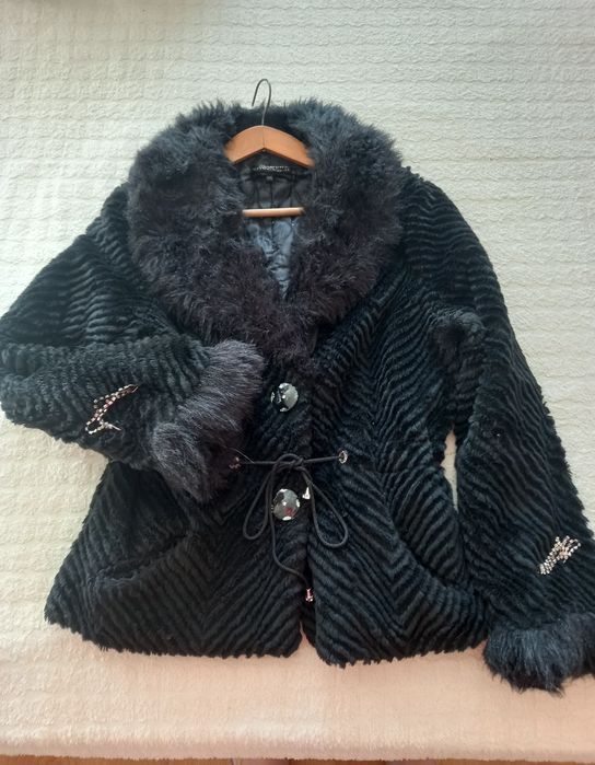 Шуба жіноча 50-52р