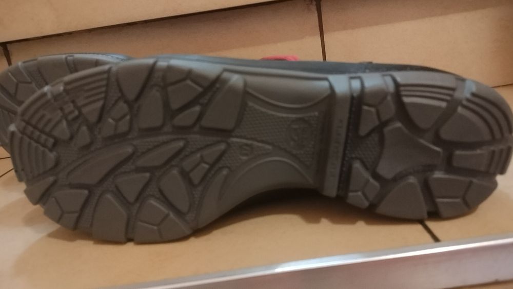 Buty robocze sztolkapy z podnoskiem