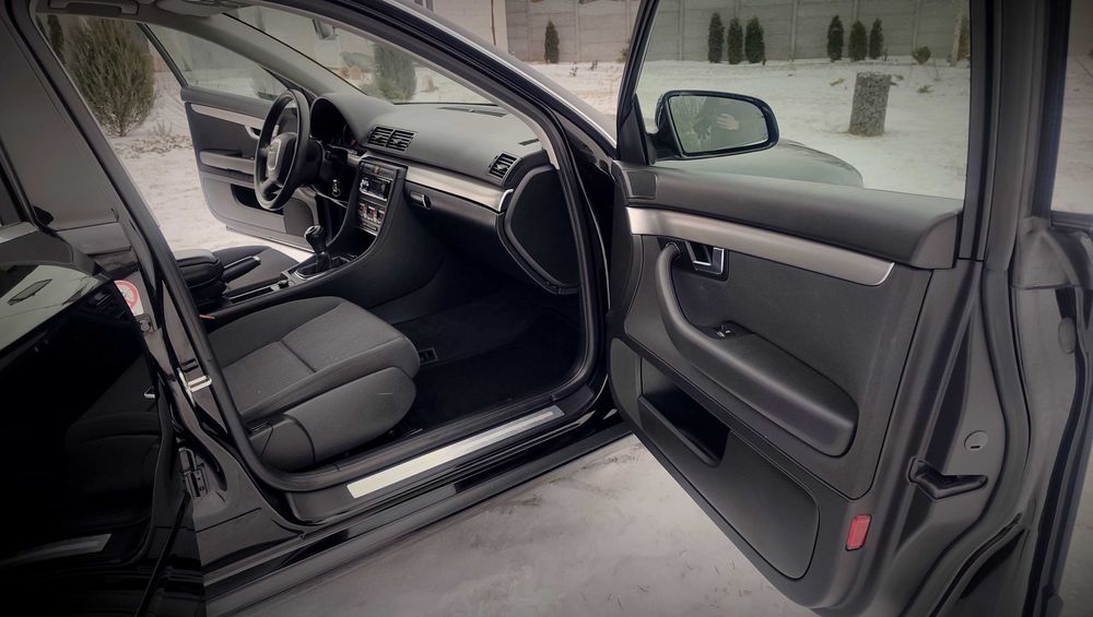 Audi A4 в B7 кузові. 2006р 1.6Mpi розмитнений клімат!