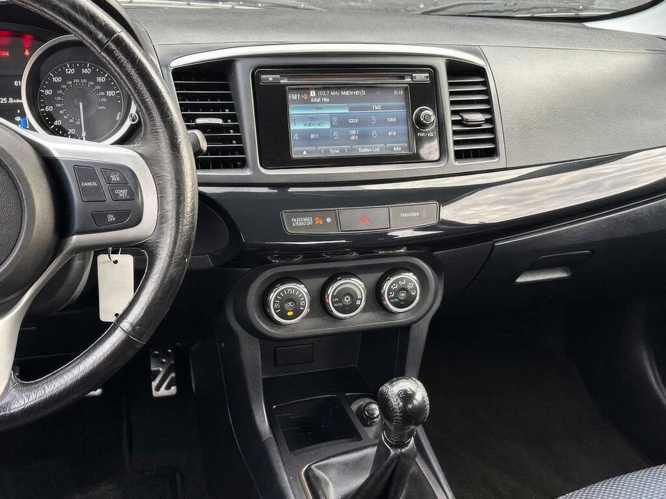 Mitsubishi Lancer Evolution GSR      2014