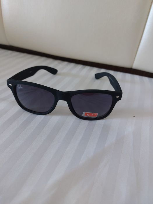 Okulary przeciwsłoneczne Ray Ban, matowe