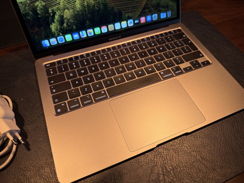 MacBook Air M1 A2337 Space Gray