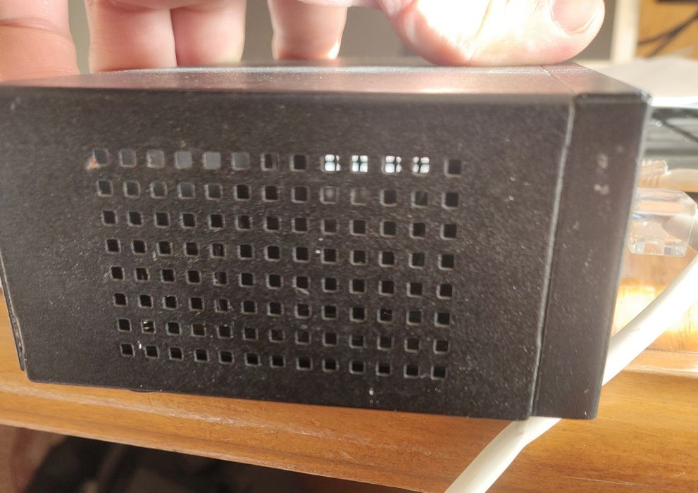 Мережевый комутатор Cisco SF110D-16