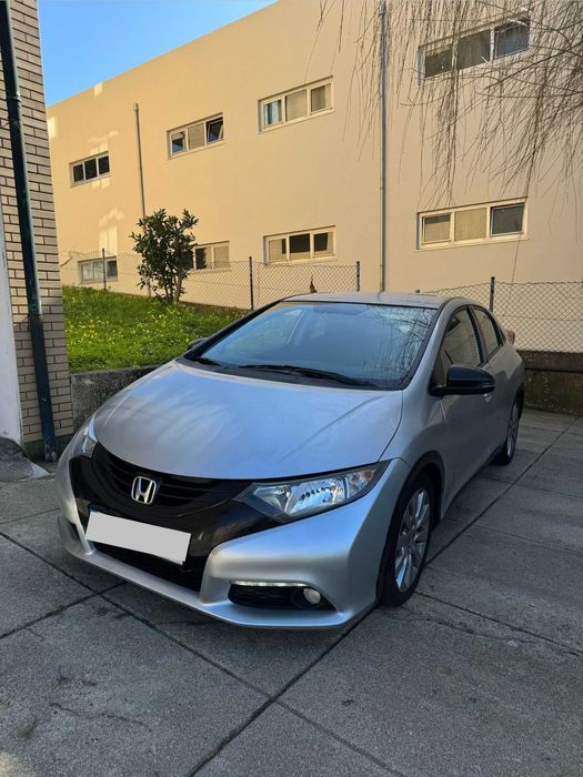 Honda Civic 1.6 i-DTEC Diesel - 13
