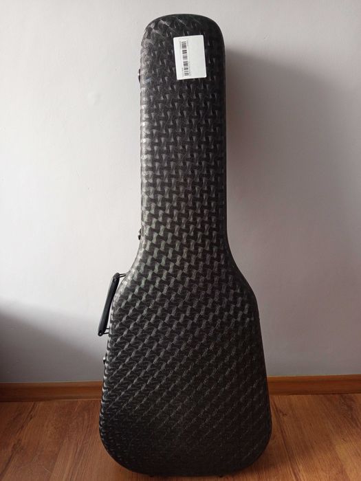 Futerał na gitarę twardy