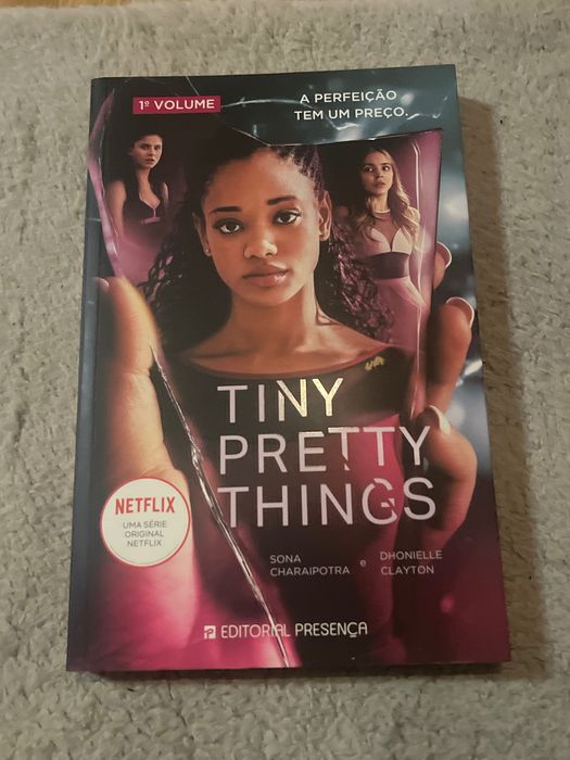 Livro Tiny pretty things