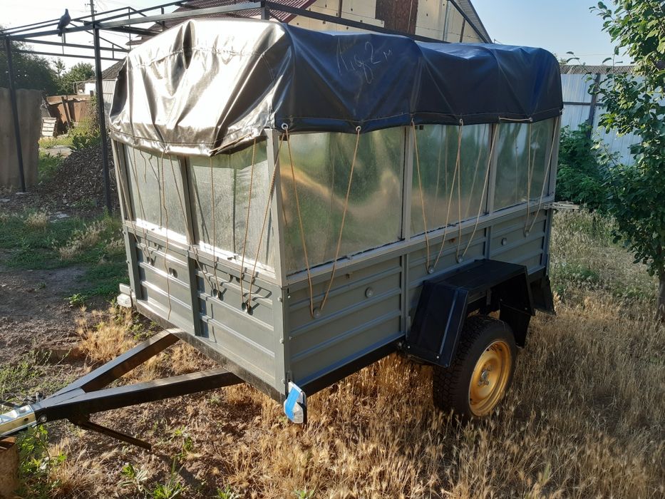 Прицеп автомобільний