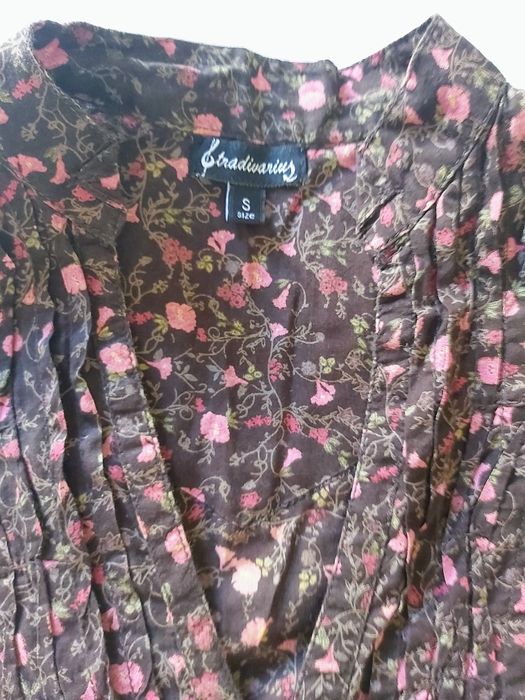 2 blusas da Stradivarius, S