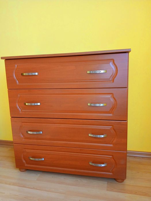 Zestaw mebli do sypialni: Łóżko + Komoda + 2 Szafki nocne | Lampki + Narzuta GRATIS!