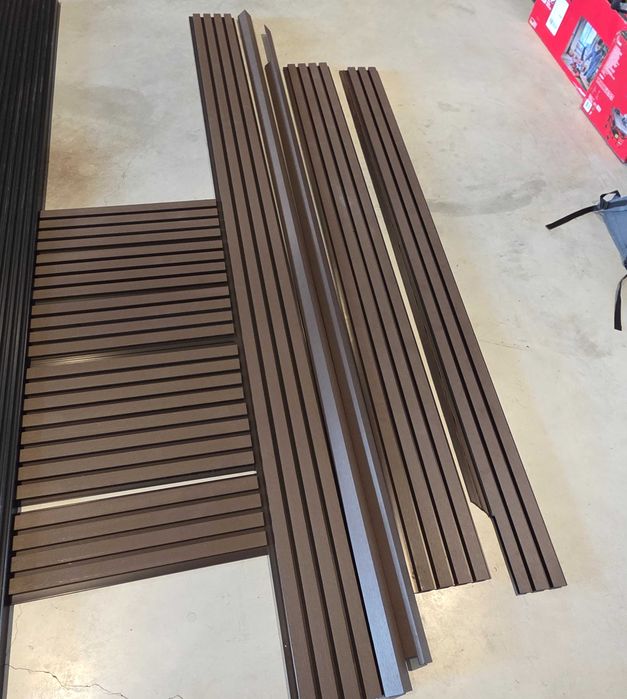 Resto de peças Ripado 20 Travessas p/ Aplicação de Ripado Exterior WPC 2900x40x25MM