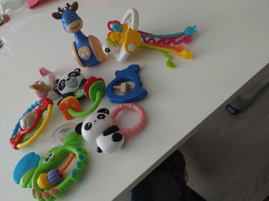 Grzechotki gryzaki sensoryczne wańka jelonek, kaczuszka Montessori
