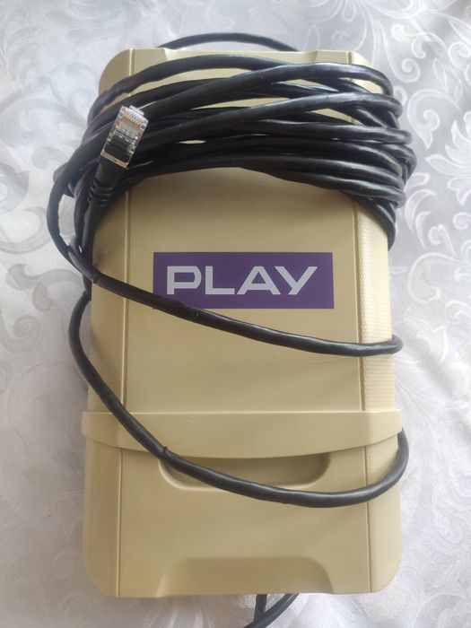 Router PLAY  z kablem