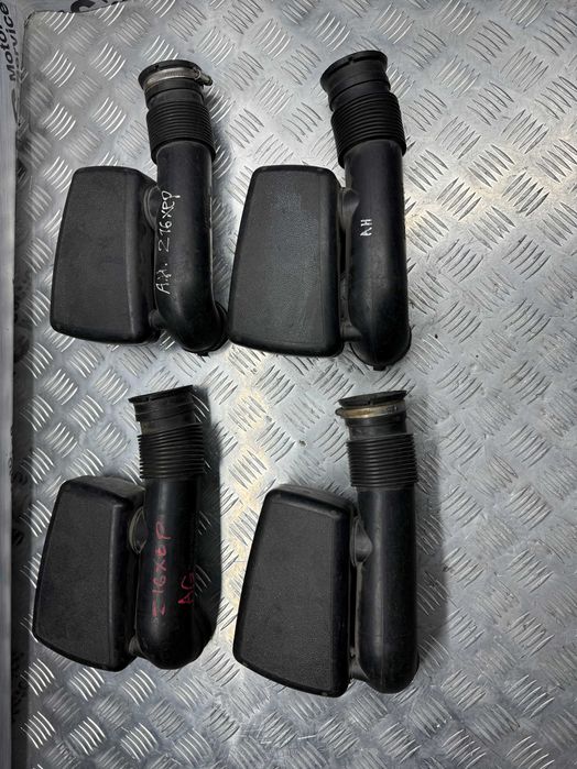 Патрубок воздушный Opel Astra H 1.6 бензин z16xep xer  24437914