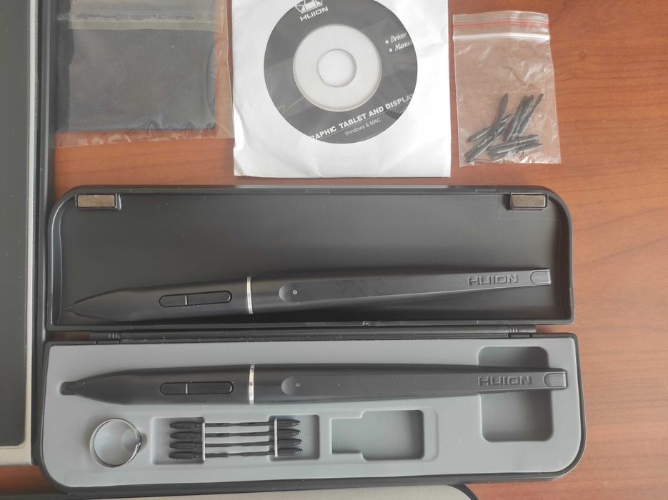 Продам графічний планшет монітор Huion Kamvas GT-156HD V2