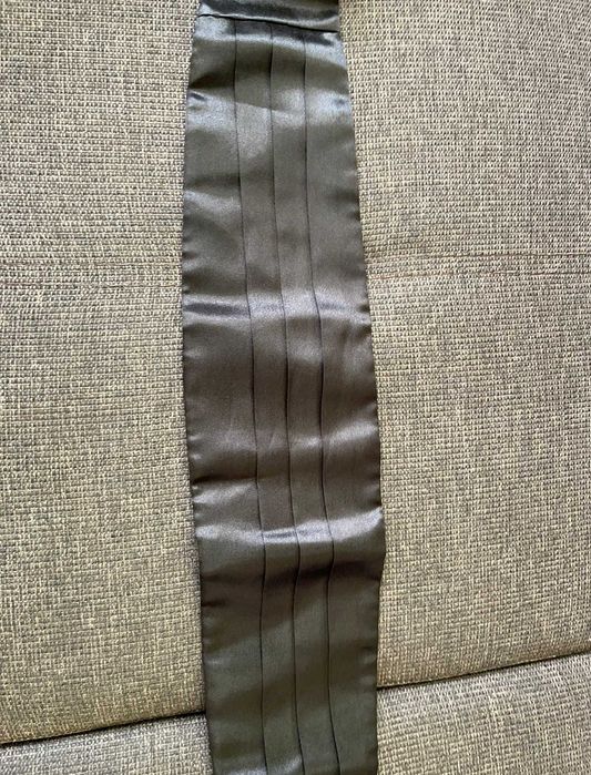 Męski regulowany pas do garnituru XL z klamrą na wieczorne wyjścia