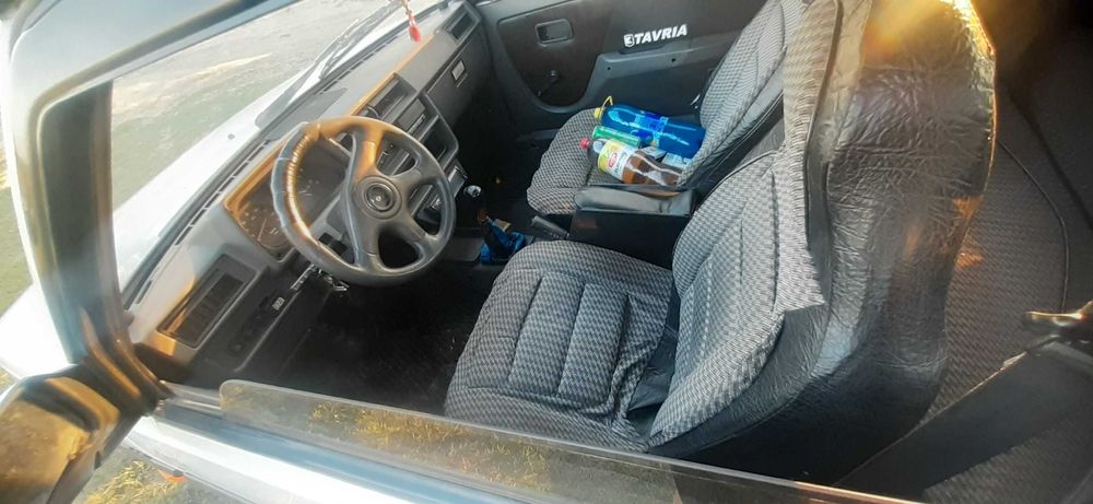 продам таврию в отличном состоянии