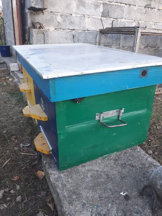 Продаж  вуликів для бджіл