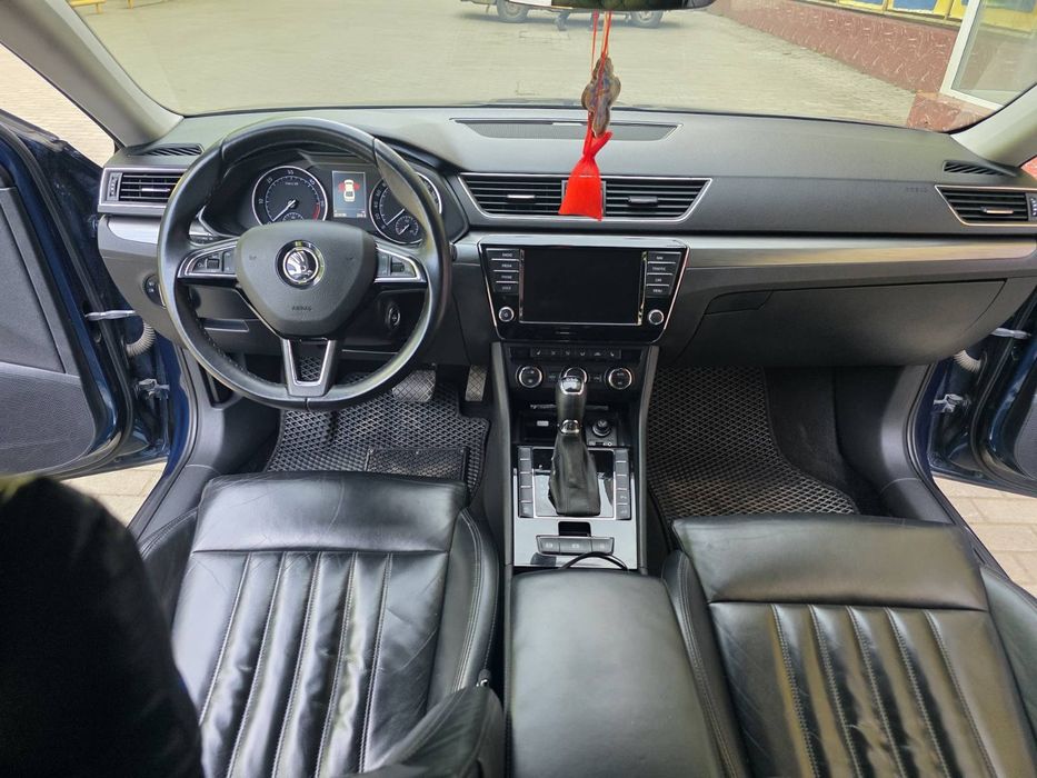 Продам Skoda superb 2,0 дизель
