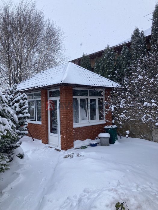 Продаж двоповерхового будинку с. Сонячне, вул. 8 Березня.