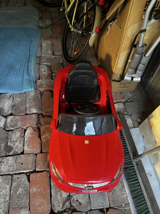 Auto na akumulator