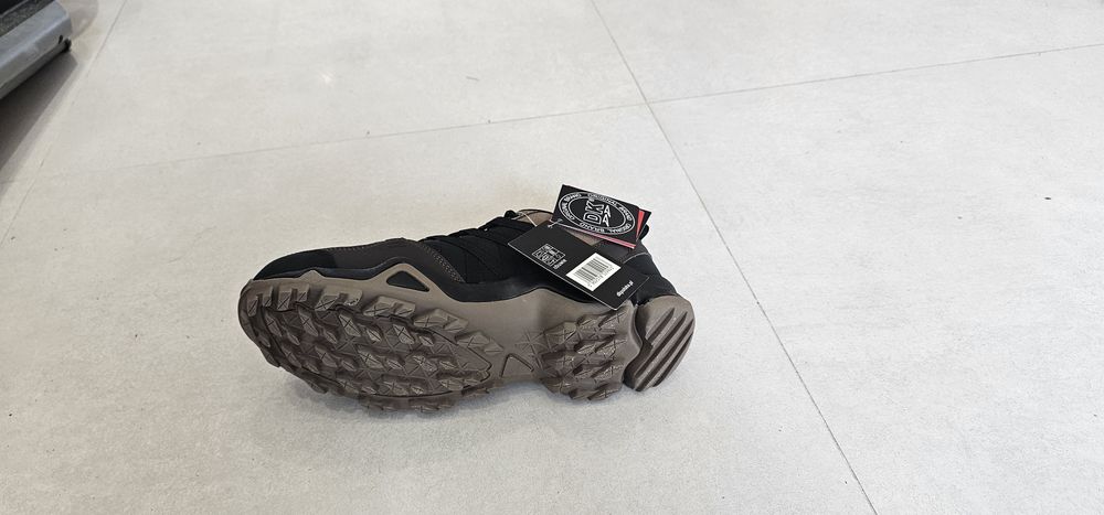 Czarne Buty Męskie Trekkingowe DK Soft Shell 36-49