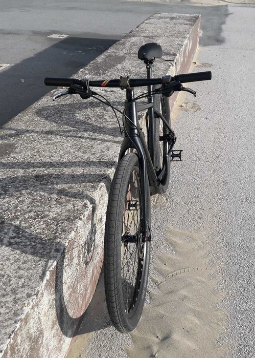 Bicicleta CUBE Hyde