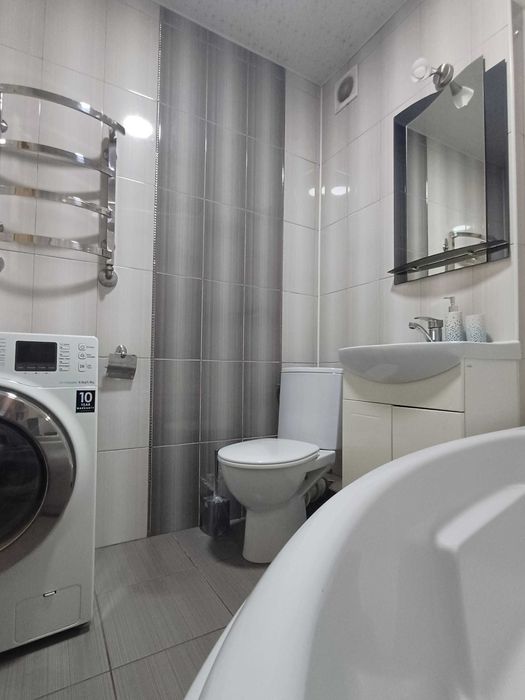 Продам 2-комнатную с автономкой Сечевых Стрельцов 90Б