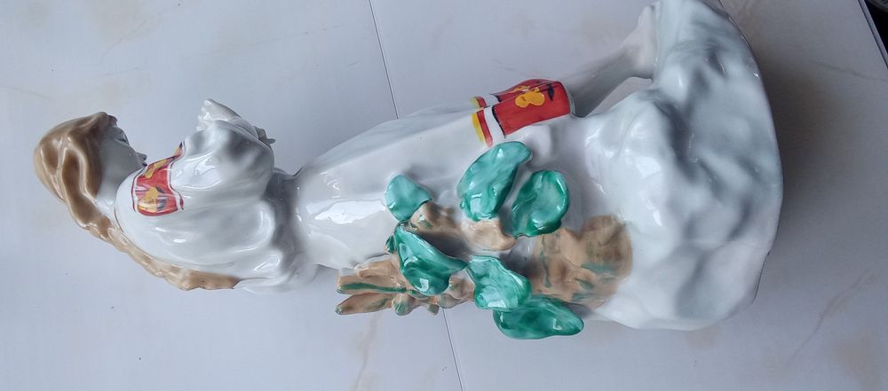 Три статуетки. Полонне