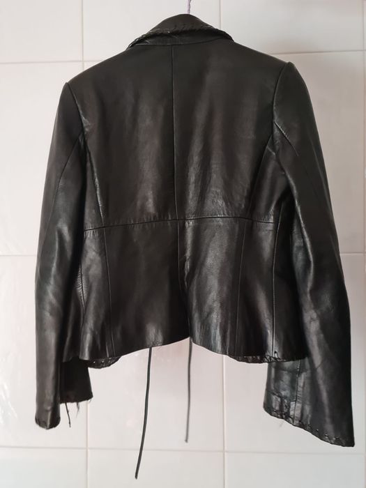 Blusão de pele genuína preto