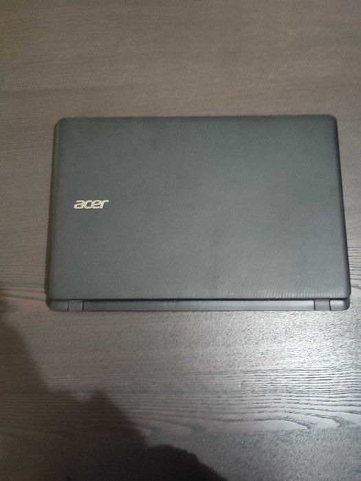 Computador Acer Aspire ES1-533