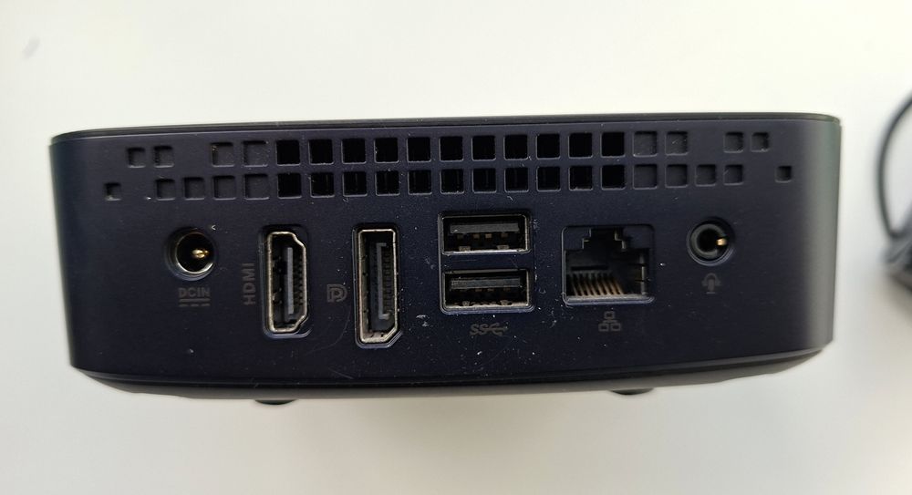 Mini PC ASUS UN65H MiniVivo