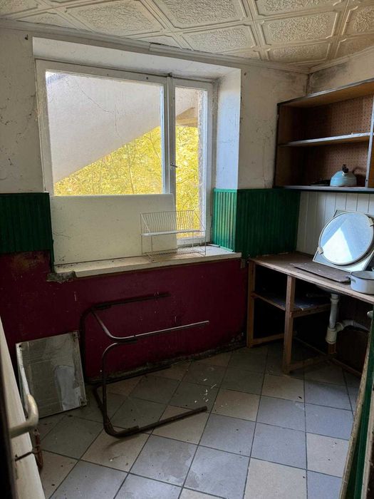 Ośrodek wczasowy wypoczynkowy 500 m² do remontu sprzedam w górach nad jeziorem i rzeką - Widok 5