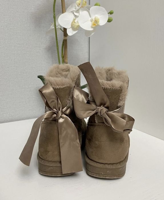 Дитячі угги дитяче зимове взуття ботінки 33 розмір