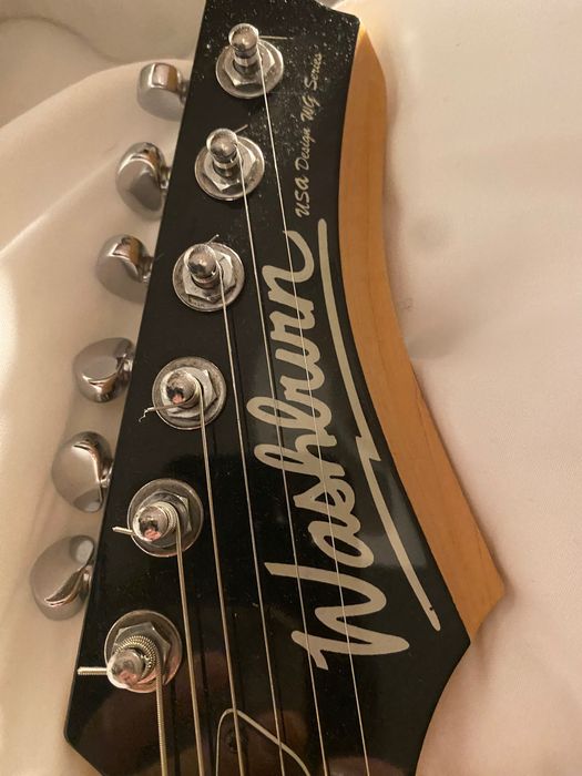 Guitarra washburn