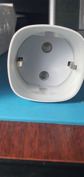 видеонаблюдение, датчики, умные розетки