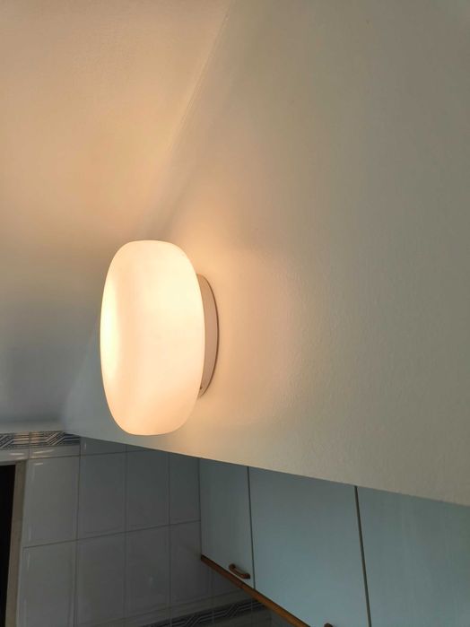 2 apliques de parede ou tecto em vidro branco fosco